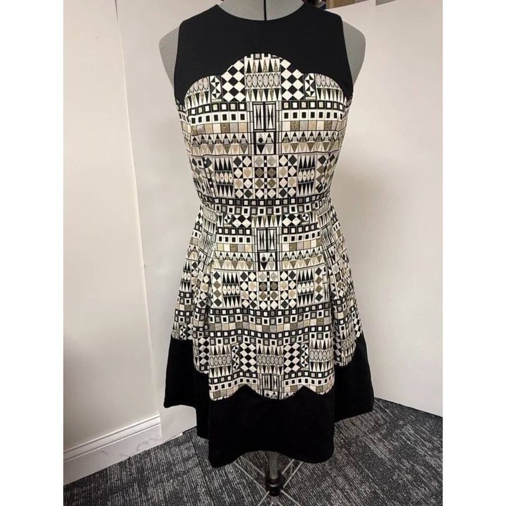 J. McLaughlin Geometric Print Fit & Flare Dress Sz 4